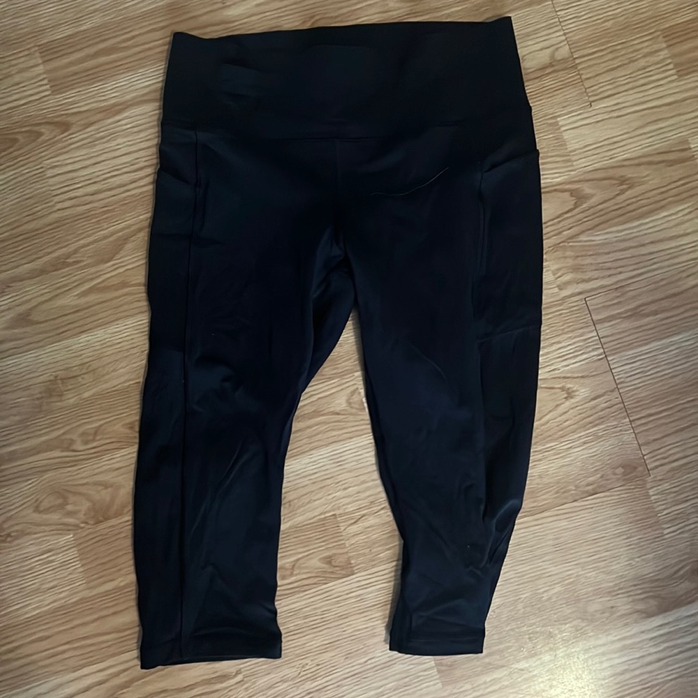 Lululemon crop leggings